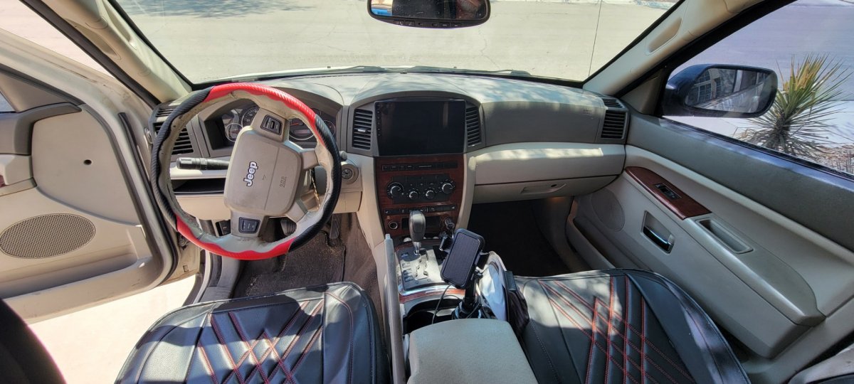 jeep interior front.jpg