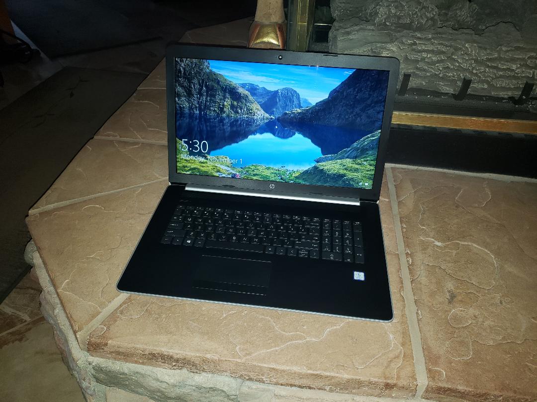 LAPTOP 4.jpg