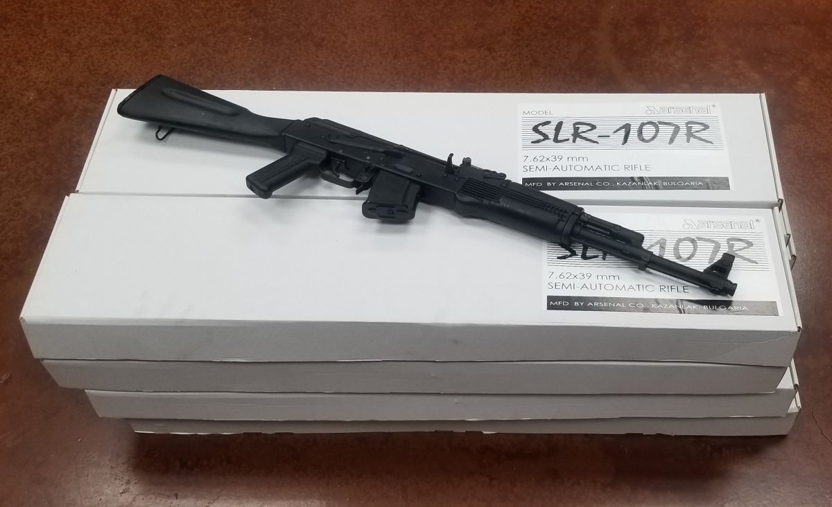 SLR107.jpg