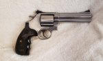 G S&W 686 Plus.jpg