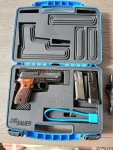 Sig Sauer P229 Elite .40.jpg